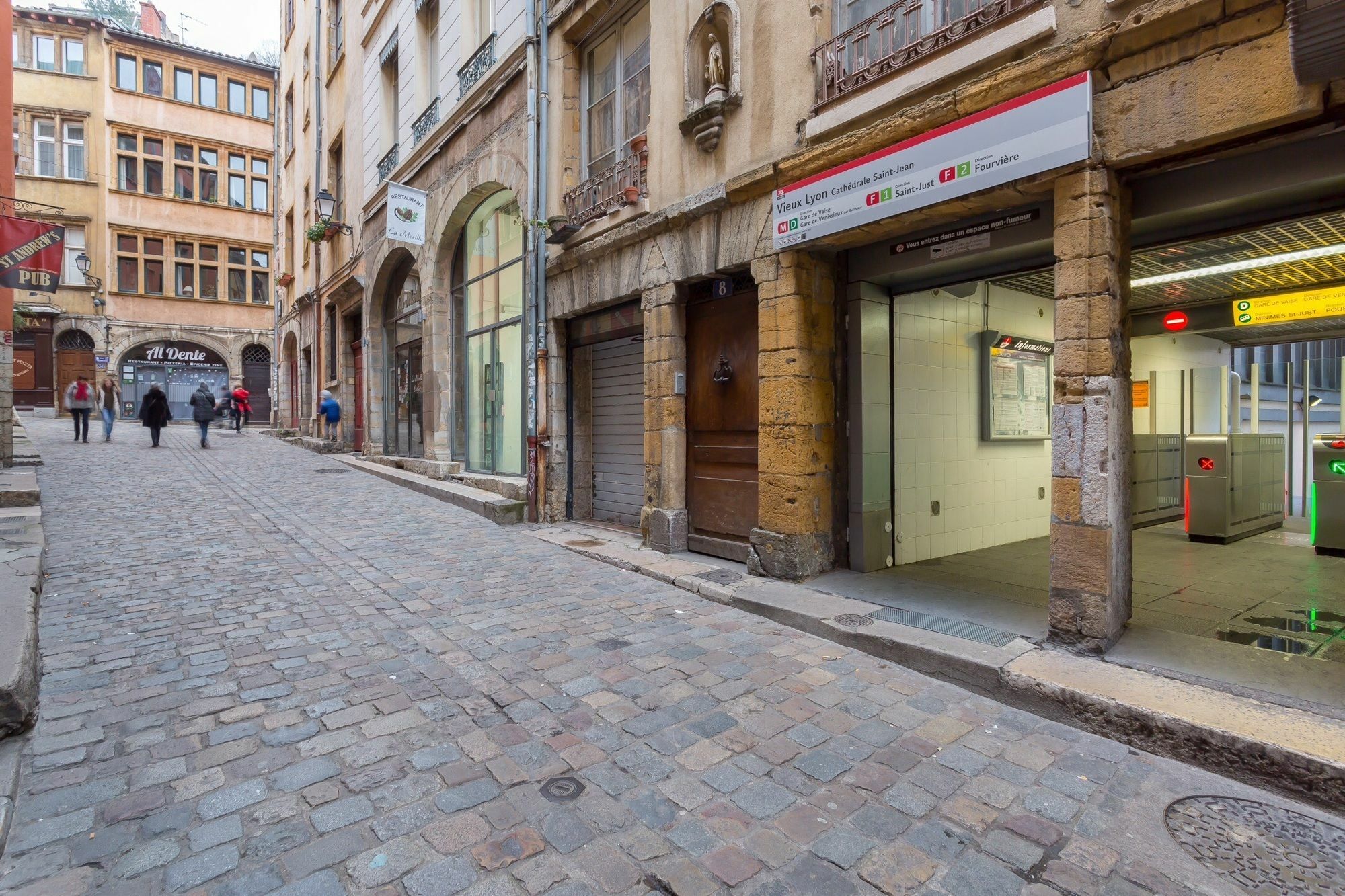 Host Inn Lyon - Hypercentre Vieux ליון מראה חיצוני תמונה
